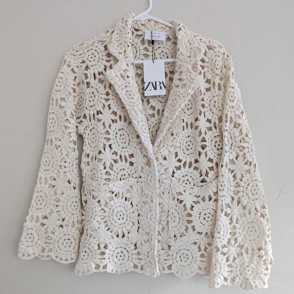 ZARA CROCHET KNIT CARDIGAN FLORAL BEIGE XS NWT